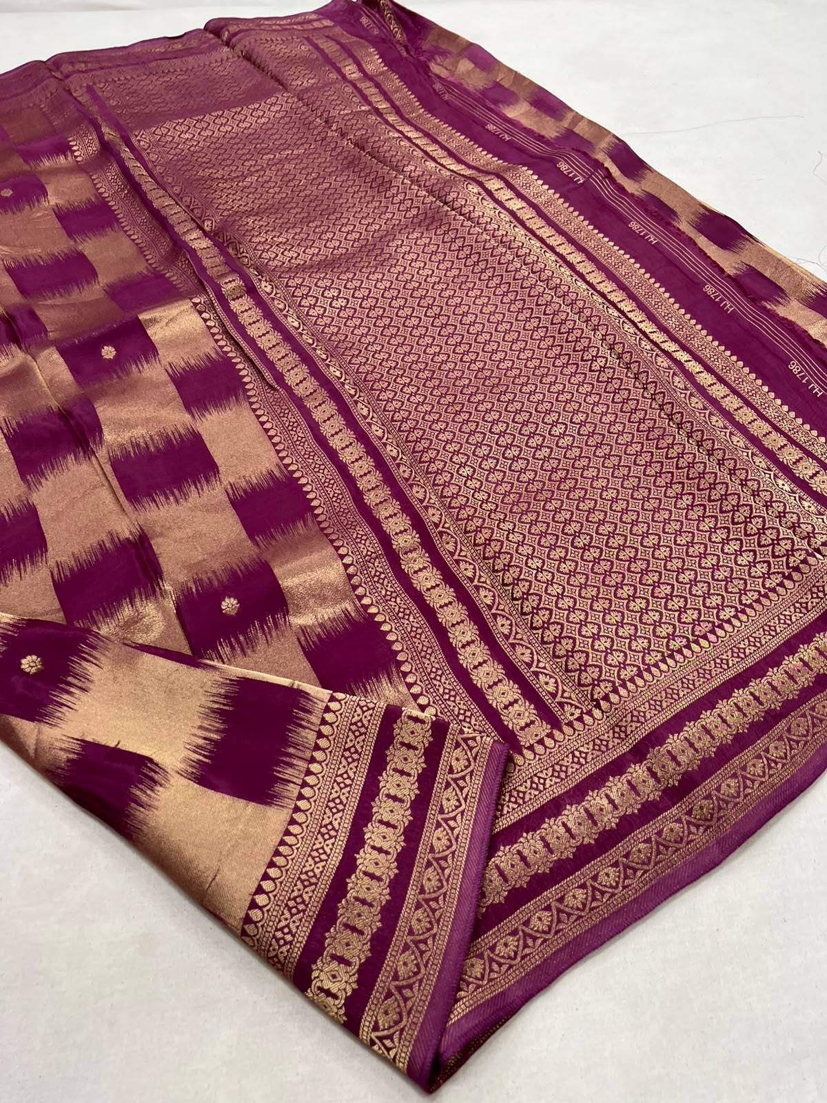 Premium Viscose Silk Rich Pallu Saree
